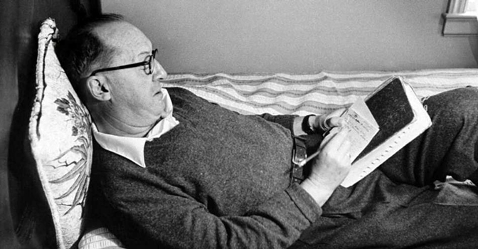 Vladimir_Nabokov_jobs.jpg Vladimir_Nabokov_jobs.jpg