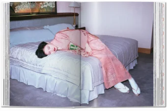 Araki. 40th Anniversary Edition, Araki Nobuyoshi купить книгу в Либроруме Araki. 40th Anniversary Edition, Araki Nobuyoshi купить книгу в Либроруме