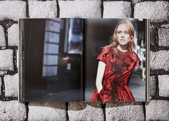 Peter Lindbergh. Dior, Harrison Martin Peter Lindbergh купить книгу в Либроруме Peter Lindbergh. Dior, Harrison Martin Peter Lindbergh купить книгу в Либроруме