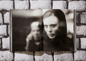 Peter Lindbergh. Dior, Harrison Martin Peter Lindbergh купить книгу в Либроруме Peter Lindbergh. Dior, Harrison Martin Peter Lindbergh купить книгу в Либроруме