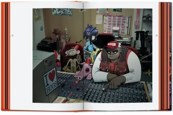 Jamie Hewlett. 40th Anniversary Edition, Wiedemann Julius Hewlett Jamie купить книгу в Либроруме Jamie Hewlett. 40th Anniversary Edition, Wiedemann Julius Hewlett Jamie купить книгу в Либроруме